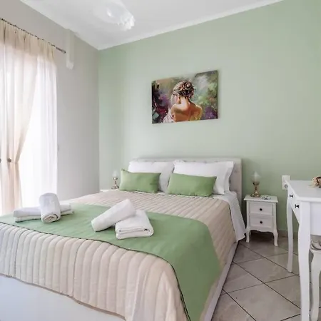 Meandros Garden View Apartment Skopelos Town