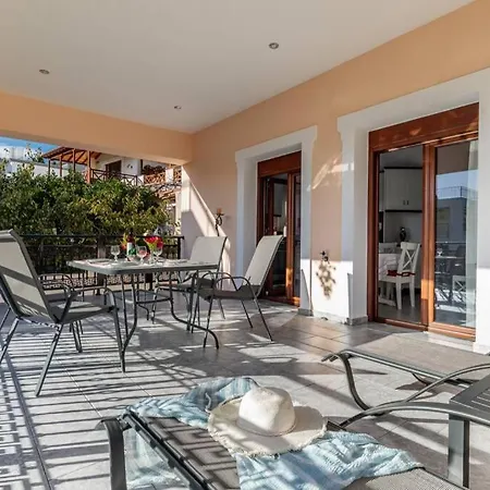 Apartment Meandros Garden View