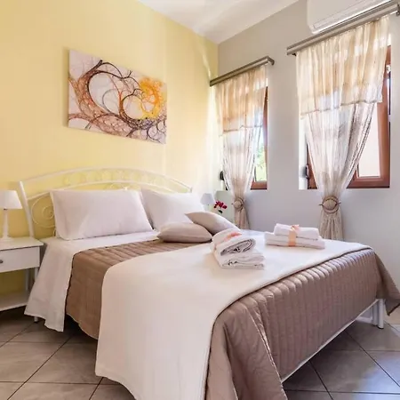 Meandros With Garden View Σκόπελος