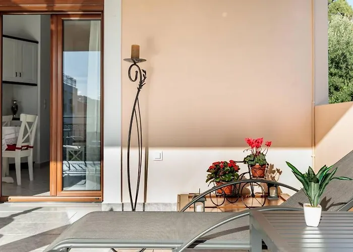 Apartman Meandros With Garden View